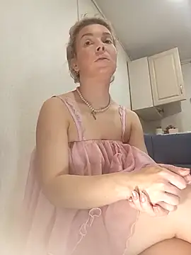 Conny Shellie online show from 12/20/25, 08:49