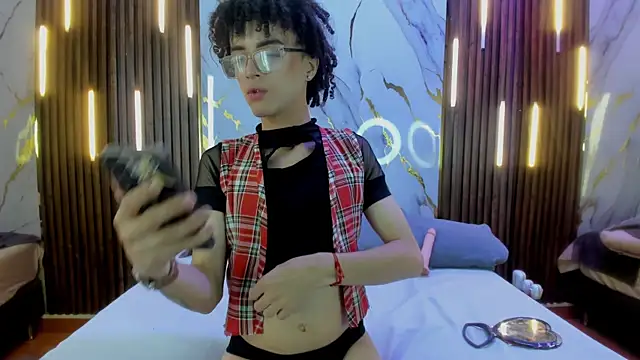 NoahVidall online show from 09/30/25, 05:45