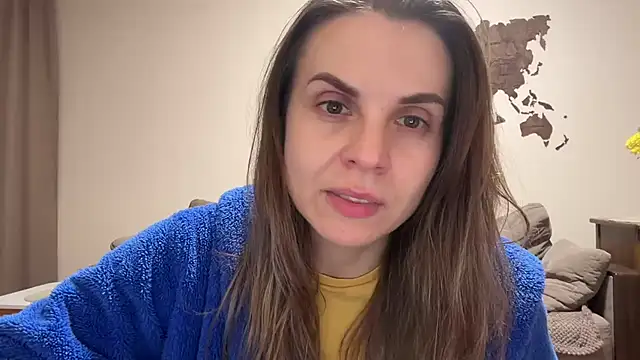 Snapshot of AnnieLove7722 chatting on 11/21/25, 07:45 AnnieLove7722 online show from 11/21/25, 07:45