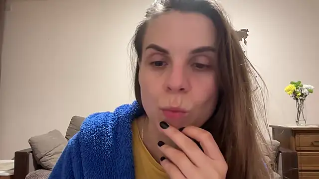 Snapshot of AnnieLove7722 chatting on 11/22/25, 10:20 AnnieLove7722 online show from 11/22/25, 10:20