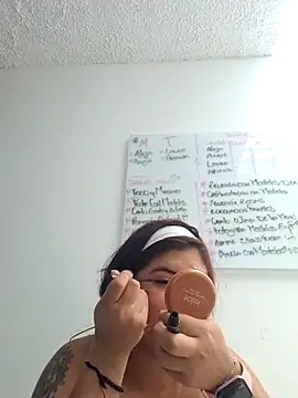 Karoline Amber online show from 10/09/25, 07:56