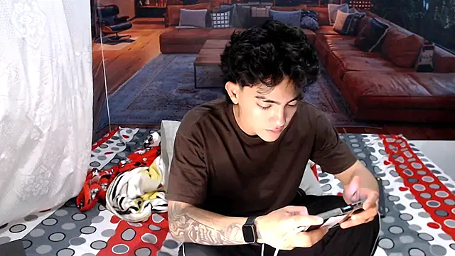 RomeoMillerr online show from 06/21/26, 04:59