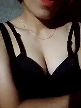 nhinhi-sexy online show from 10/10/25, 09:58