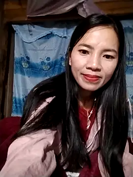 Snapshot of lmc-zz chatting on 11/28/25, 01:08 lmc-zz online show from 11/28/25, 01:08