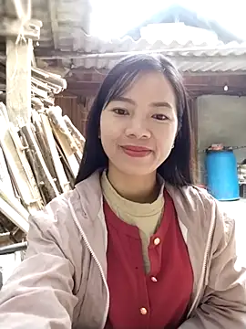 Snapshot of lmc-zz chatting on 12/03/25, 12:40 lmc-zz online show from 12/03/25, 12:40