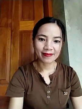 Snapshot of lmc-zz chatting on 06/15/26, 12:46 lmc-zz online show from 06/15/26, 12:46