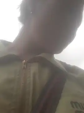 Snapshot of bree-zz chatting on 11/05/25, 01:16 bree-zz online show from 11/05/25, 01:16