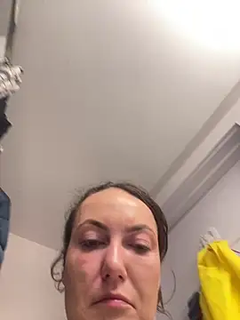 sexybriiiixoxo online show from 05/10/26, 03:23