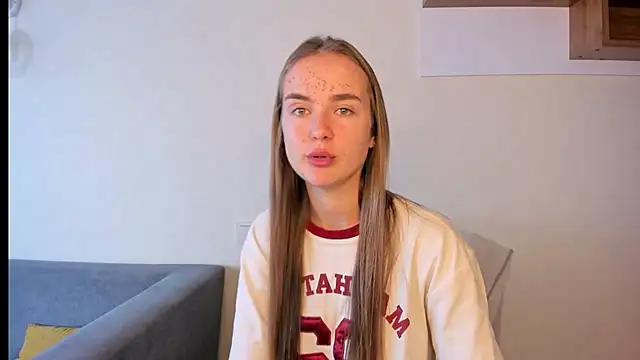 LilMary  online show from 11/05/25, 07:08