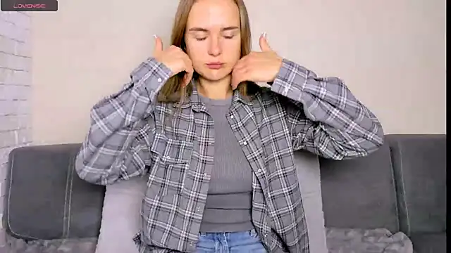 LilMary  online show from 11/07/25, 08:25