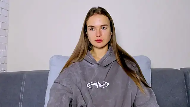 LilMary  online show from 12/01/25, 07:24