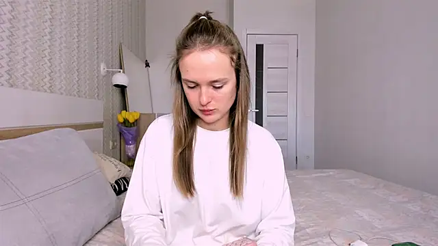 LilMary  online show from 03/12/26, 07:25