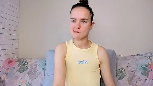 LilMary  online show from 03/16/26, 07:45