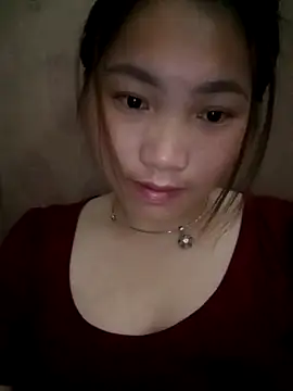 min-xinh online show from 12/18/25, 10:49