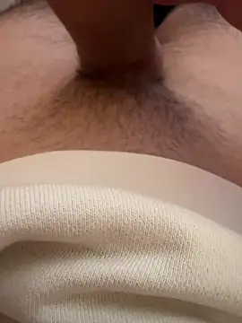 AlbertoRuiz086 online show from 02/17/26, 06:36