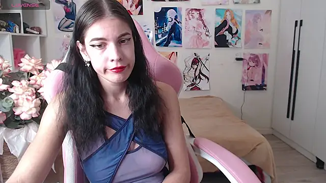 Snapshot of LidaAngel21 chatting on 10/18/25, 02:25 LidaAngel21 online show from 10/18/25, 02:25