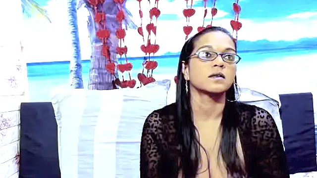 Snapshot of indianswtbella chatting on 02/27/26, 05:07 indianswtbella online show from 02/27/26, 05:07