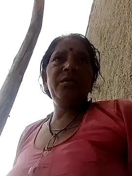 Snapshot of Rs_sonam chatting on 10/15/25, 07:41 Rs sonam online show from 10/15/25, 07:41