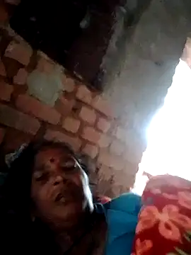 Snapshot of Rs_sonam chatting on 10/27/25, 05:33 Rs sonam online show from 10/27/25, 05:33