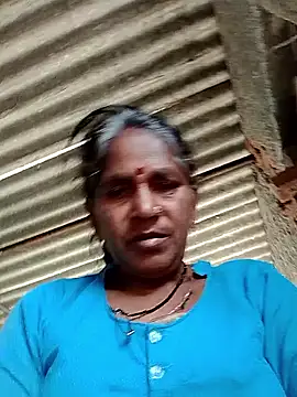 Snapshot of Rs_sonam chatting on 11/23/25, 09:31 Rs sonam online show from 11/23/25, 09:31