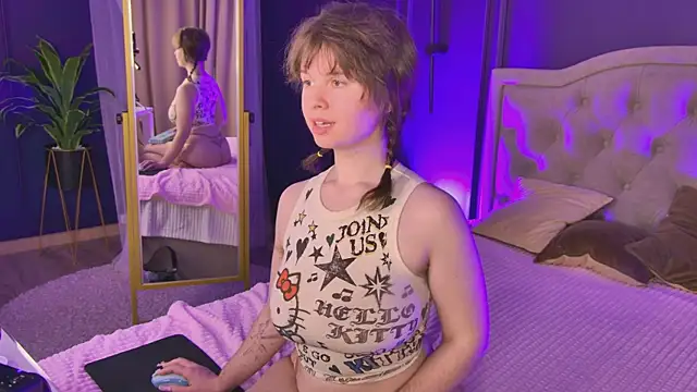 Lilly Stark online show from 02/28/26, 05:30