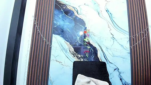 Snapshot of angelinee39 chatting on 12/05/25, 09:29 angelinee39 online show from 12/05/25, 09:29