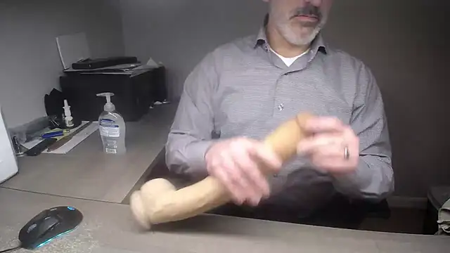 Snapshot of sackstor chatting on 02/28/25, 09:44 sackstor online show from 02/28/25, 09:44