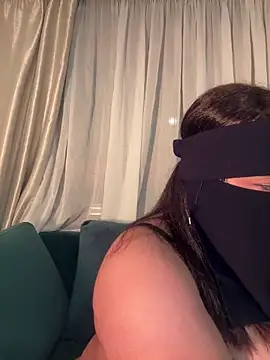 Snapshot of Laila_11111 chatting on 02/09/26, 07:29 Laila 11111 online show from 02/09/26, 07:29