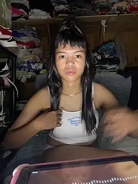 Snapshot of Obre17 chatting on 10/09/25, 09:07 Obre17 online show from 10/09/25, 09:07