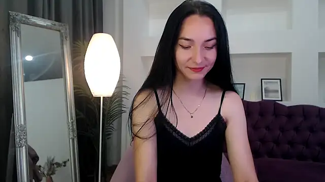 Snapshot of Emilly__Grey chatting on 07/14/26, 06:13 Emilly Grey online show from 07/14/26, 06:13