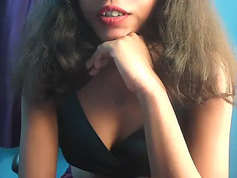 PAYARI PURVI online show from 10/12/25, 06:07