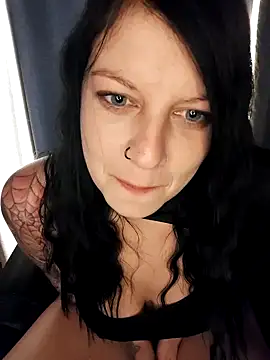 MieziMinz online show from 11/07/25, 06:19