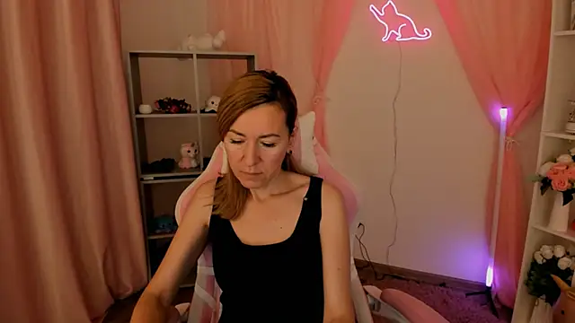 DonnaSmitth online show from 12/02/25, 11:48