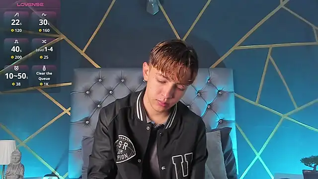 Lian Miller1  online show from 04/02/26, 12:25