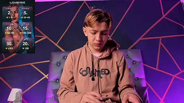 Lian Miller1  online show from 04/14/26, 12:55