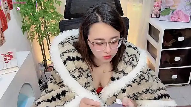 NEWONETO online show from 02/12/26, 02:12