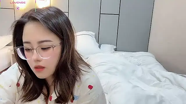 NEWONETO online show from 04/11/26, 04:44