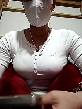 LenaCii online show from 11/18/25, 06:34