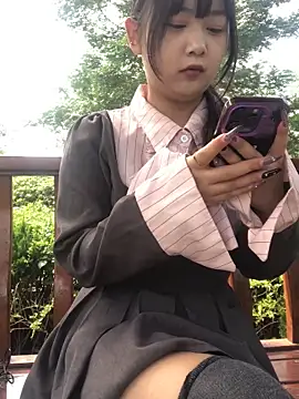 Snapshot of tiantian-26 chatting on 09/29/25, 03:11 tiantian-26 online show from 09/29/25, 03:11