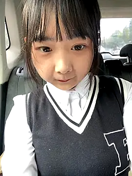 Snapshot of tiantian-26 chatting on 10/05/25, 02:21 tiantian-26 online show from 10/05/25, 02:21