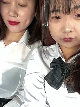 Snapshot of tiantian-26 chatting on 10/16/25, 02:34 tiantian-26 online show from 10/16/25, 02:34
