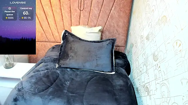 Issa Milf   online show from 10/17/25, 12:52