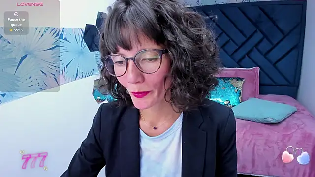 Valery More   online show from 04/29/26, 05:30