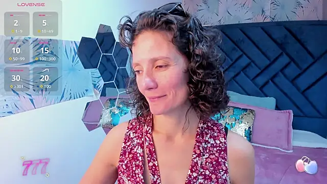 Valery More   online show from 05/15/26, 12:45