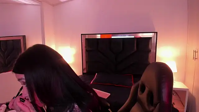 Snapshot of SusanVilla chatting on 11/03/25, 06:20 SusanVilla online show from 11/03/25, 06:20