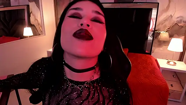 Snapshot of SusanVilla chatting on 11/20/25, 07:46 SusanVilla online show from 11/20/25, 07:46