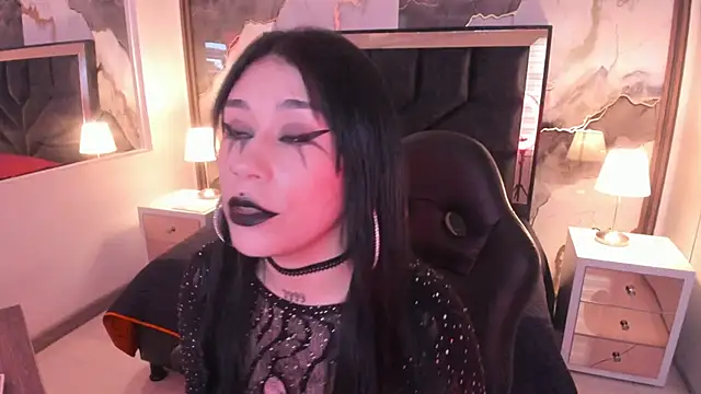 SusanVilla online show from 02/24/26, 07:45