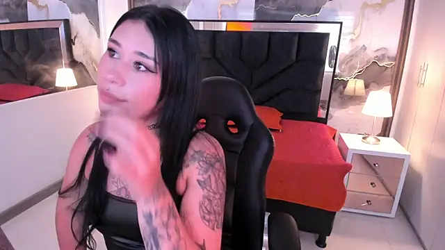 SusanVilla online show from 03/28/26, 07:46