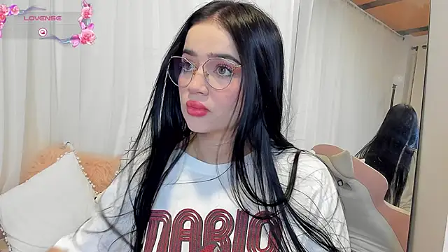  miasophie  online show from 10/05/25, 02:21