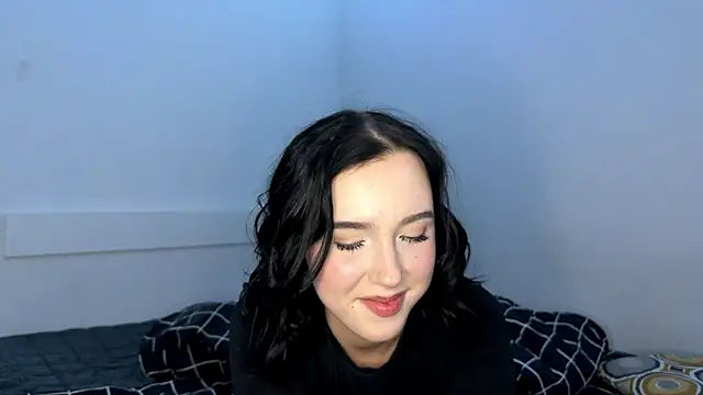 Snapshot of KayaNorth chatting on 10/01/25, 08:04 KayaNorth online show from 10/01/25, 08:04